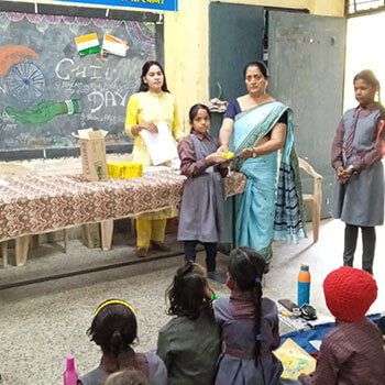 Art_Competition_Held_at_Nigam_Pratibha_Balika_Vidyalaya_(10)